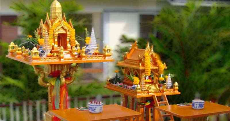ไม่เชื่ออย่าลบหลู่!! วิธีการไหว้พระภูมิเจ้าที่ "ศาลตายายในบ้าน" เพื่อความเจริญรุ่งเรืองสำหรับคนในบ้าน เสริมดวงปี 60
