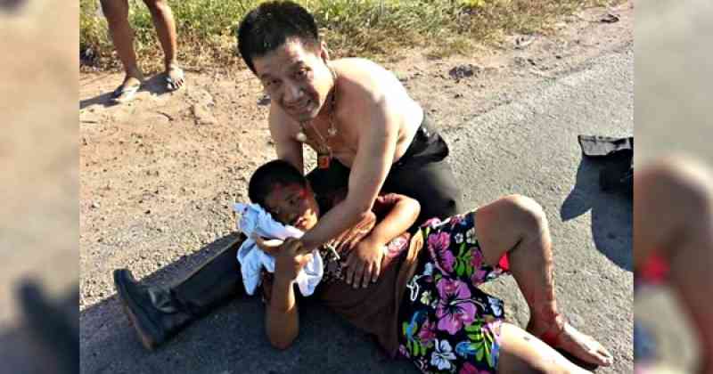 ตำรวจของพระราชา !! ตร.จราจรทางหลวง ผ่านมาเห็นเด็กโดนรถชน ช่วยกู้ชีพต้องขนหัวลุกทั้งถนนที่เห็นสิ่งนี้ออกมา !??