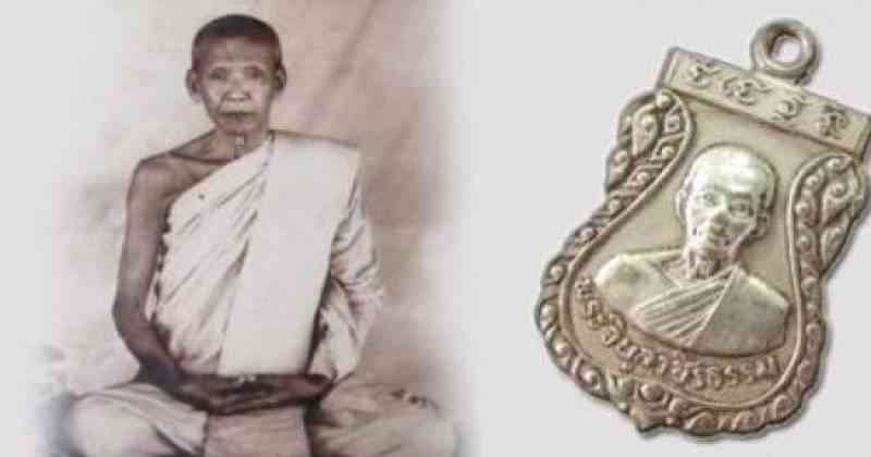 สาธุยกมือท่วมหัว !! หลวงพ่อสว่าง ลอยตัวได้ ต่อหน้าคนทั้งงาน กลางพิธีปลุกเสกได้แบบนี้ ที่ทำเอาขนหัวลุก !!